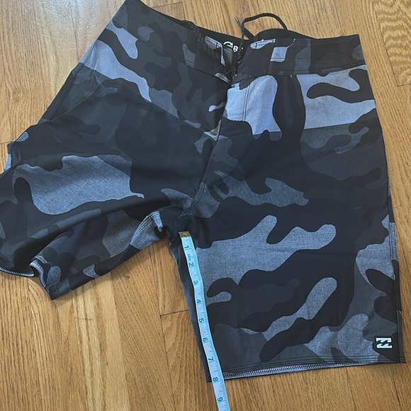 Billabong board shorts - Picture 5 of 5